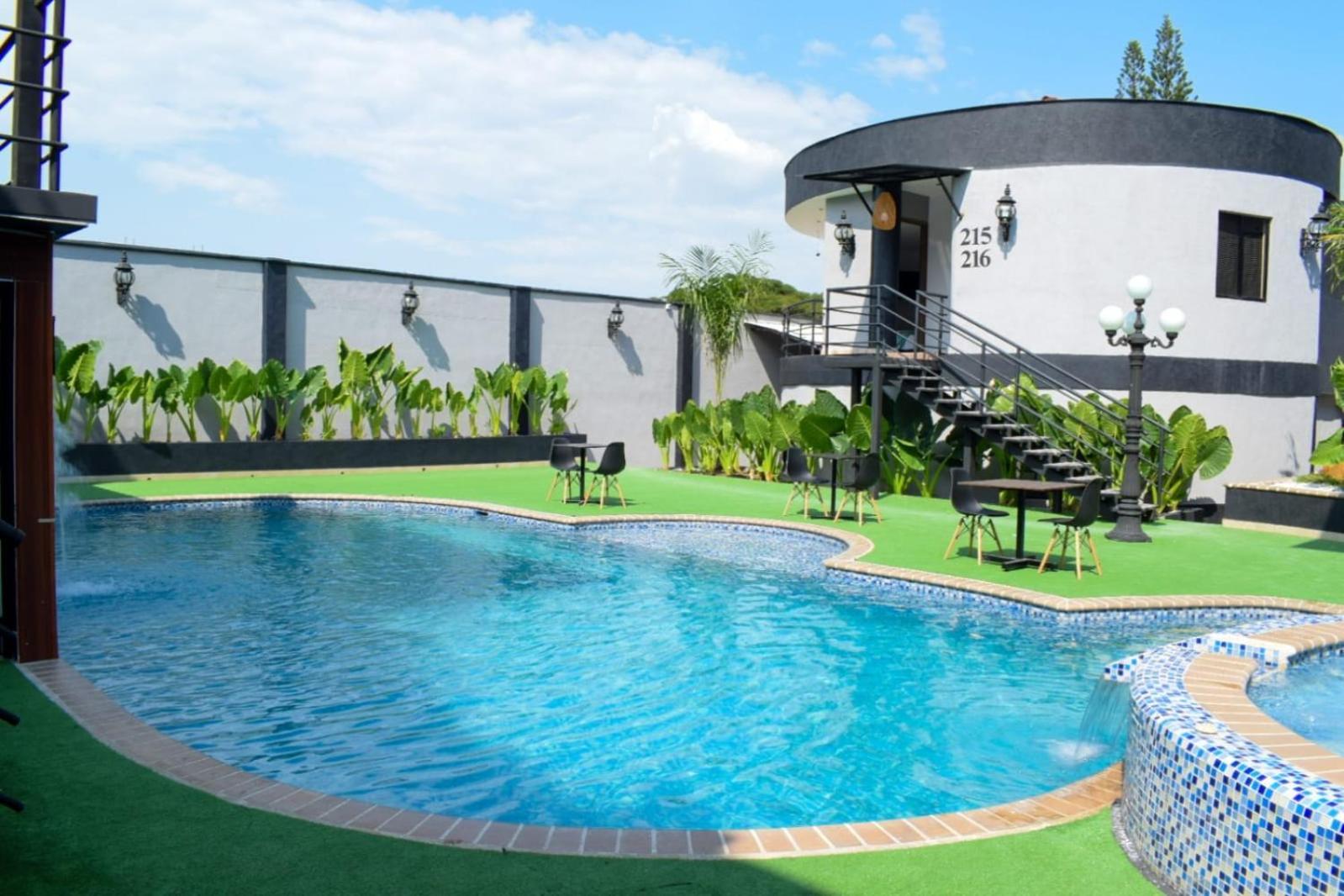 Hotel Boutique Ciudad Jardin Cali Buitenkant foto